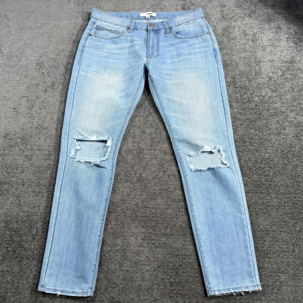 Fashion Nova Men Light Wash Distressed Slim Jeans Size 32 1140337A710